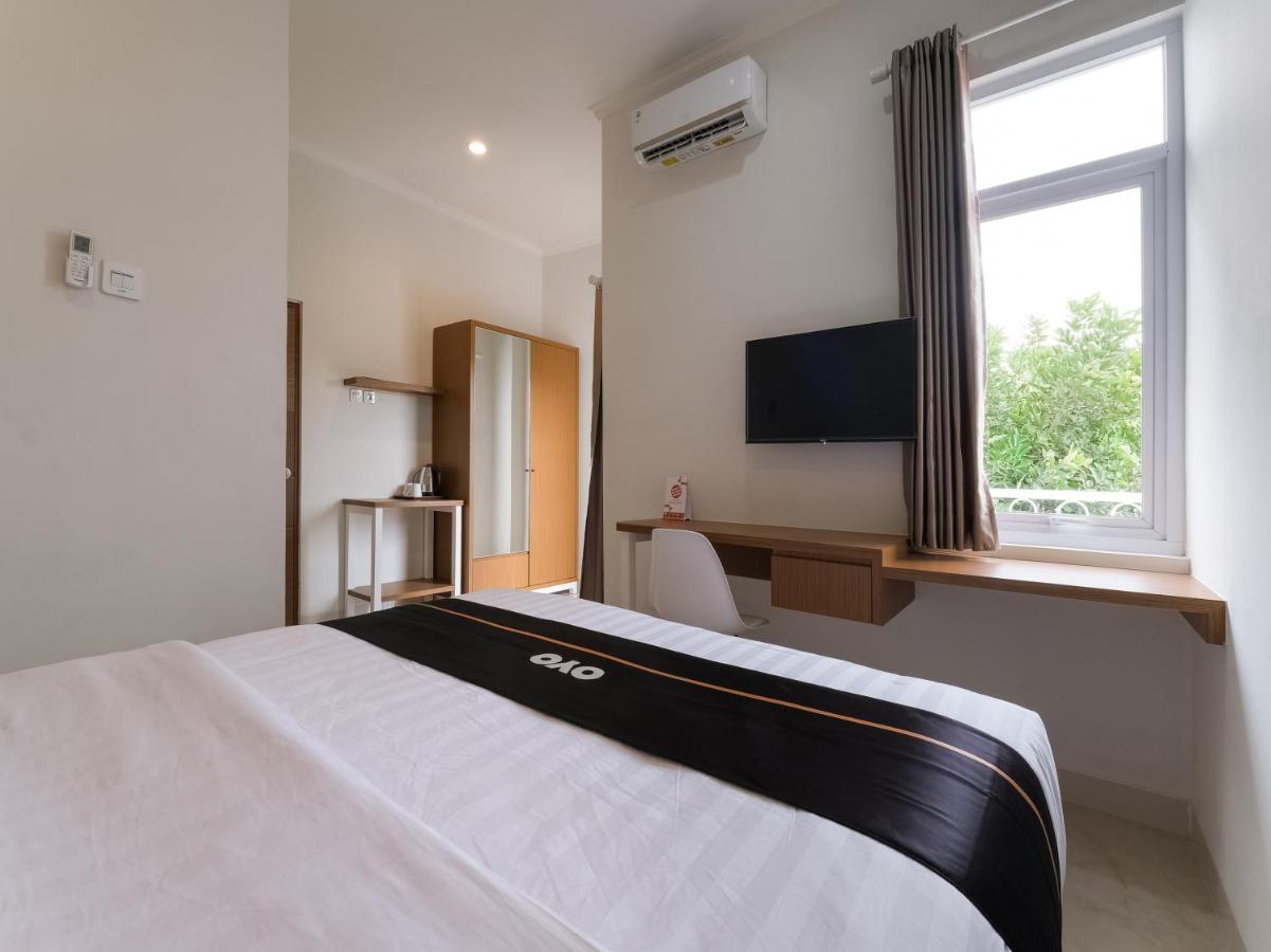 Super Oyo Collection O 90023 Damar Kusumo Guest House Maguwo Dış mekan fotoğraf